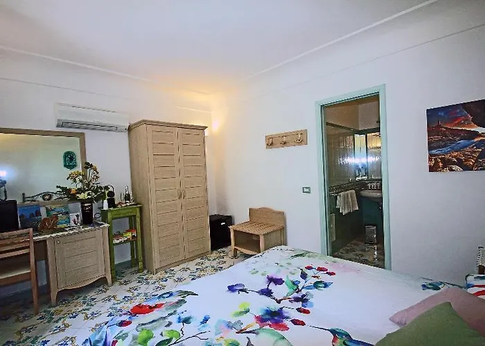 Bed and breakfast Cavalluccio Marino 3*