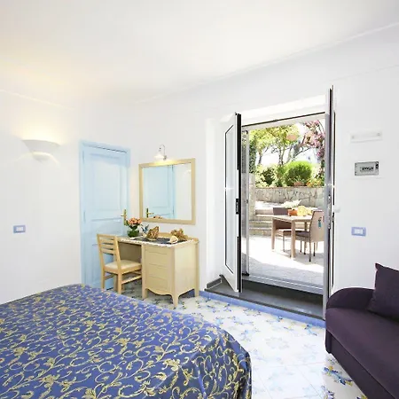 Bed & Breakfast Cavalluccio Marino 3*